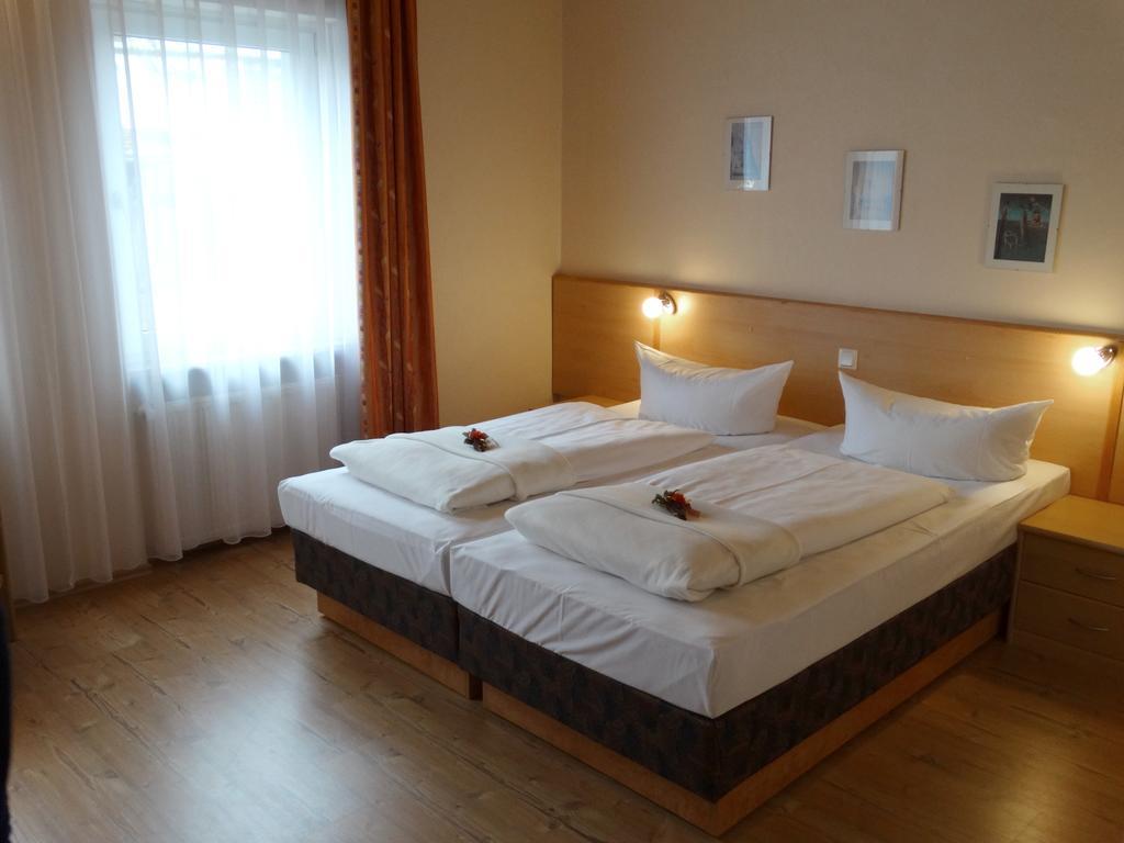 Hotel Sonne - Haus 2 Idstein Cameră foto